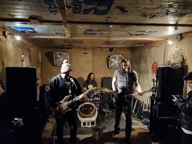 Skid Row Garage logo