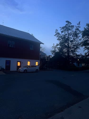 Long Acre Farm and Feed logo