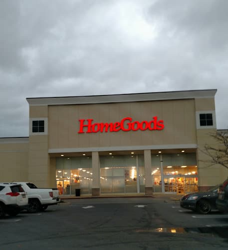 HomeGoods logo