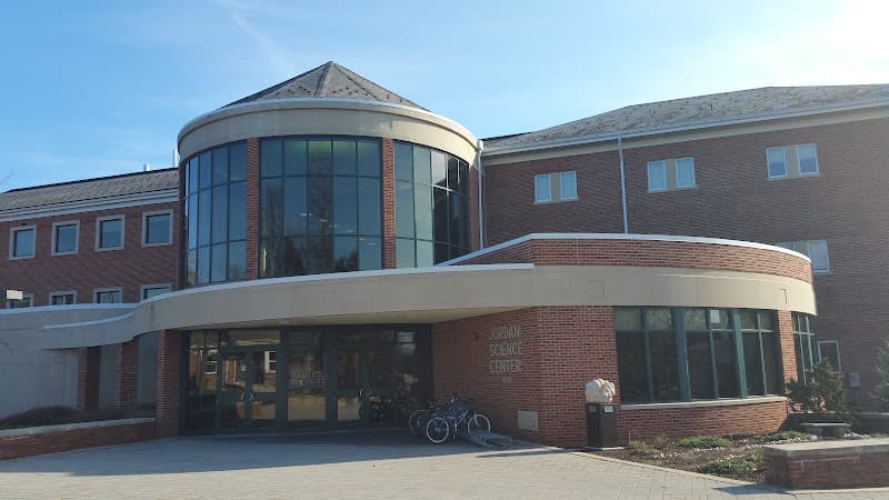 Oakes Museum of Natural History logo