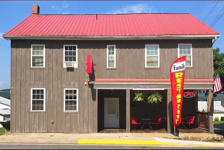 The Hidd'n Valley Restaurant logo