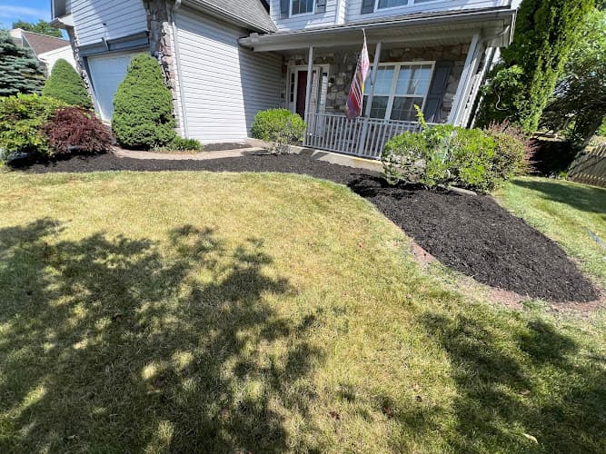 Gardens Gone Raised logo